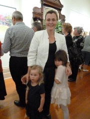 Josie, Grace, Emilie and some more of the crowd.